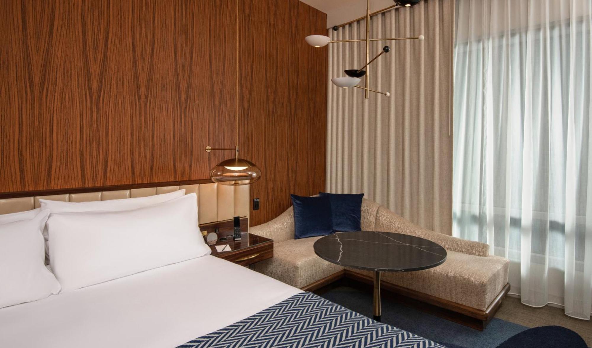 Hotel Polaris Gleneagle Bagian luar foto