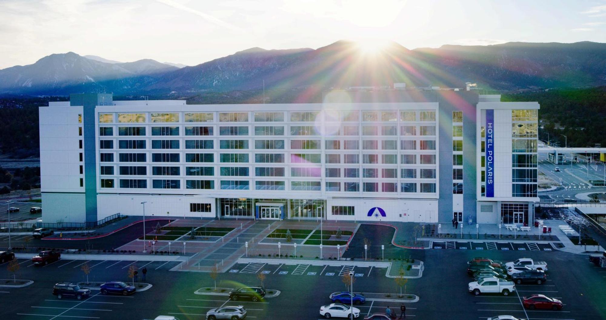 Hotel Polaris Gleneagle Bagian luar foto