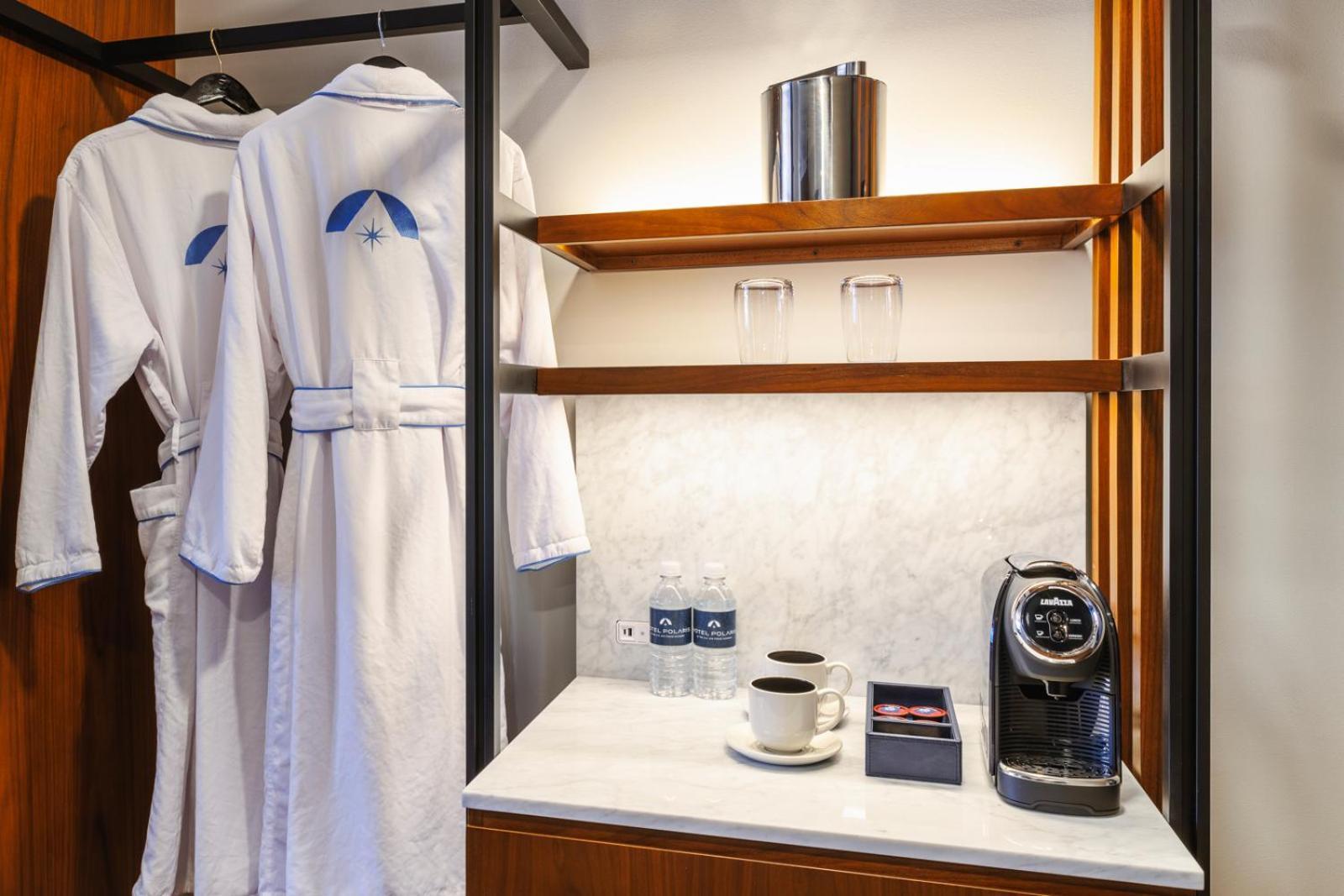 Hotel Polaris Gleneagle Bagian luar foto
